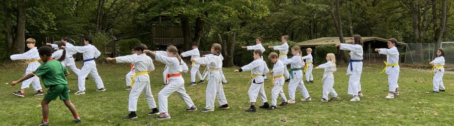 Kinder beim Training